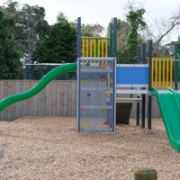 Leinster Avenue Reserve slide thumbnail