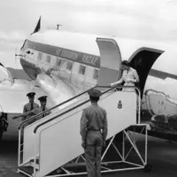 Royal Tour 1953/54 Queen Elizabeth II disembarking the aircraft thumbnail