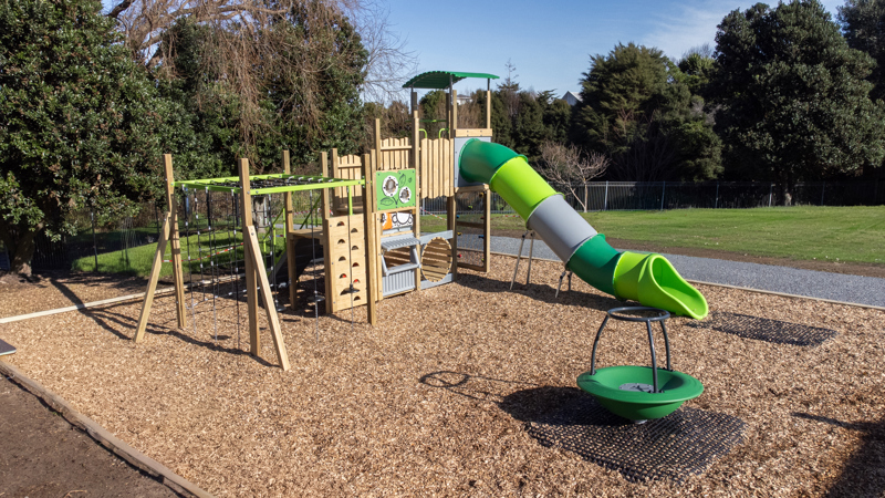 Gandalf Crescent playground area