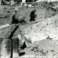 Laying drainage system at Centennial Highway Pukerua Bay 1938 thumbnail
