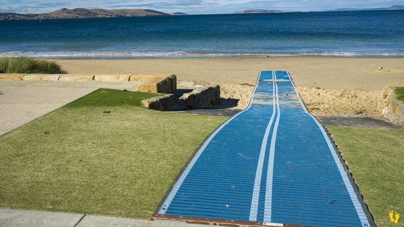 Accessible beaches,  Australia