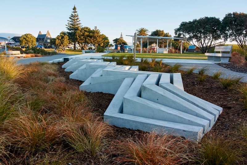 Tohorā by Kereama Taepa – by day (Maclean Park)