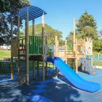 Marine Gardens Playground (2) thumbnail