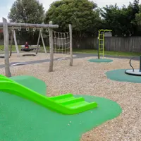 Milne Drive slide thumbnail
