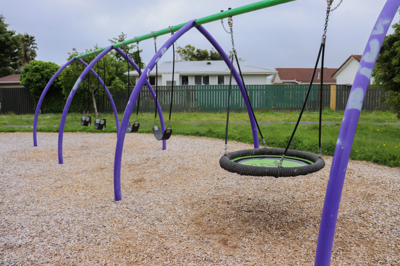 Larch Grove Playground swings (1)