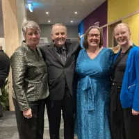 Former Mayor Jenny Rowan, John Hayes and daughter, and Councillor Sophie Handford. thumbnail
