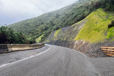 Blue Bluff reopens!