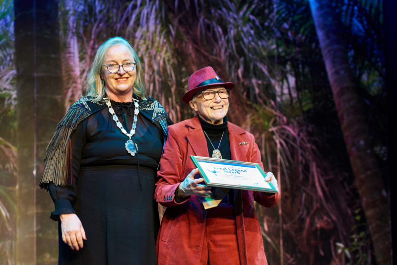Sir Jon Trimmer's sister, Coral, accepts his Local Legend Award 28 August 2024