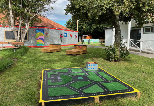 The racetrack for children to play on and bench seats at the 'Meanwhile Space' in Paraparaumu developed for the Kāpiti community