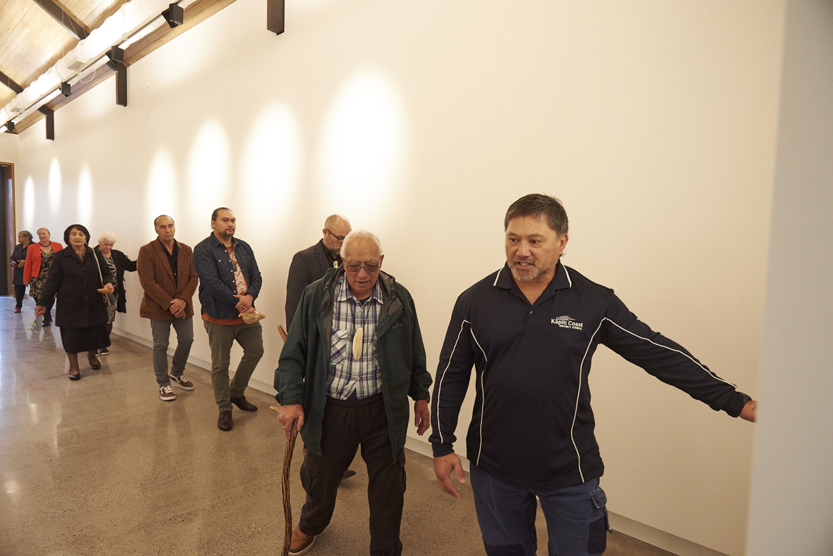 Photo of Koro Don Maipi leading the blessing of Mahara Gallery