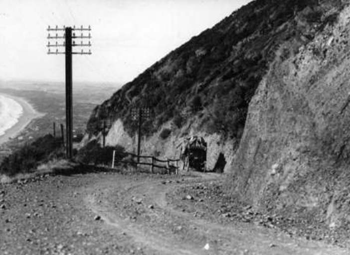 Paekakariki Hill Road Looking North 1924