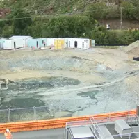 Excavating thumbnail