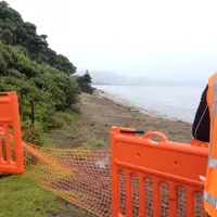 Temporary Seawall 4 thumbnail