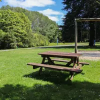 Edgewater Park picnic table thumbnail